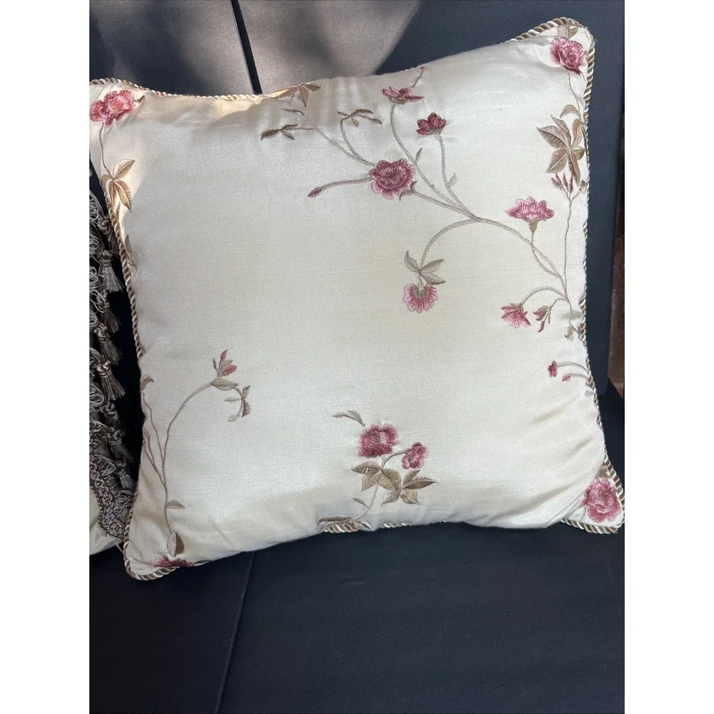 Croscill Rose Garden Floral Throw Pillows x2 16x16 & 16x12 Embroidered Tassels